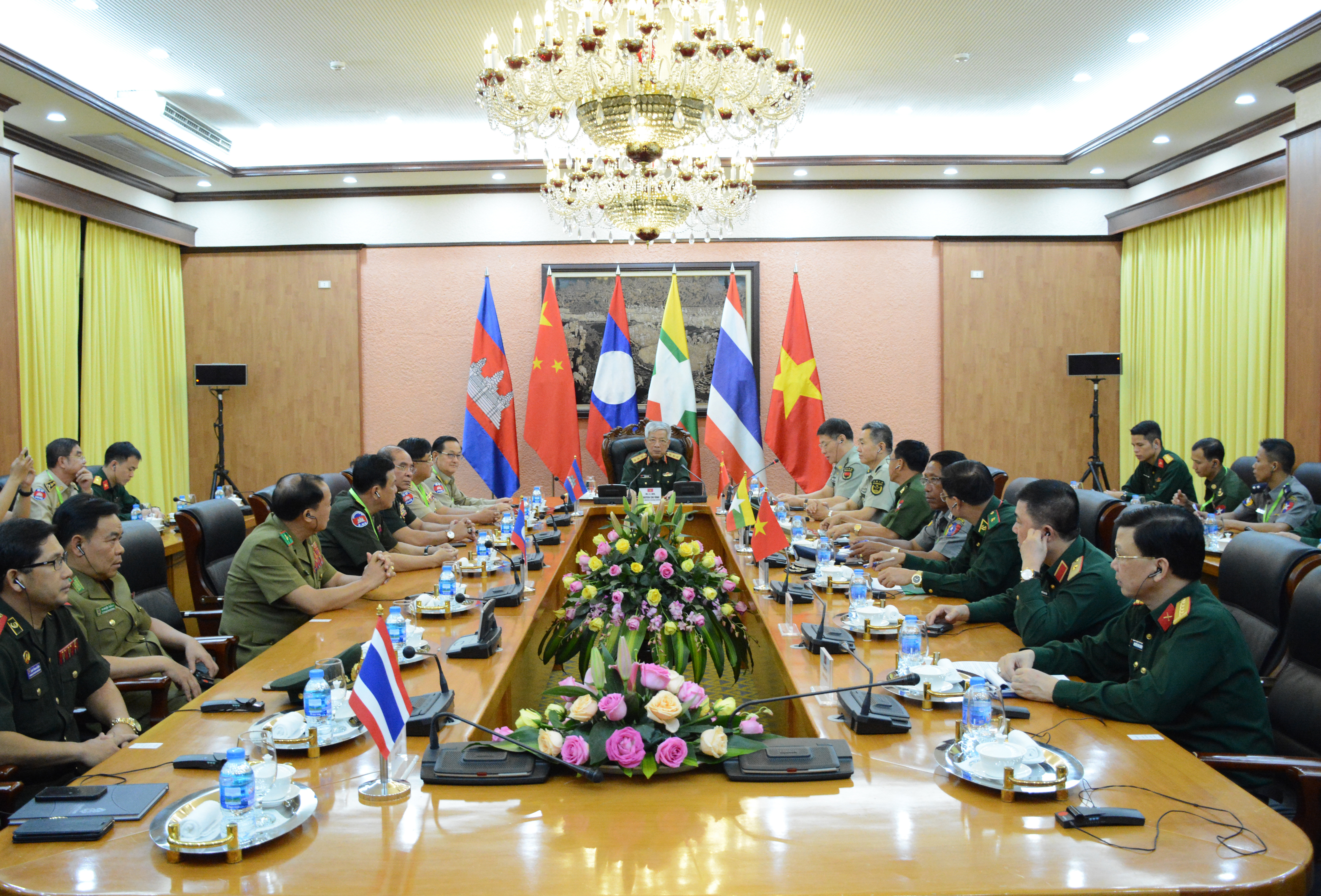 Thúc đẩy hợp tác biên phòng giữa Việt Nam và các nước

